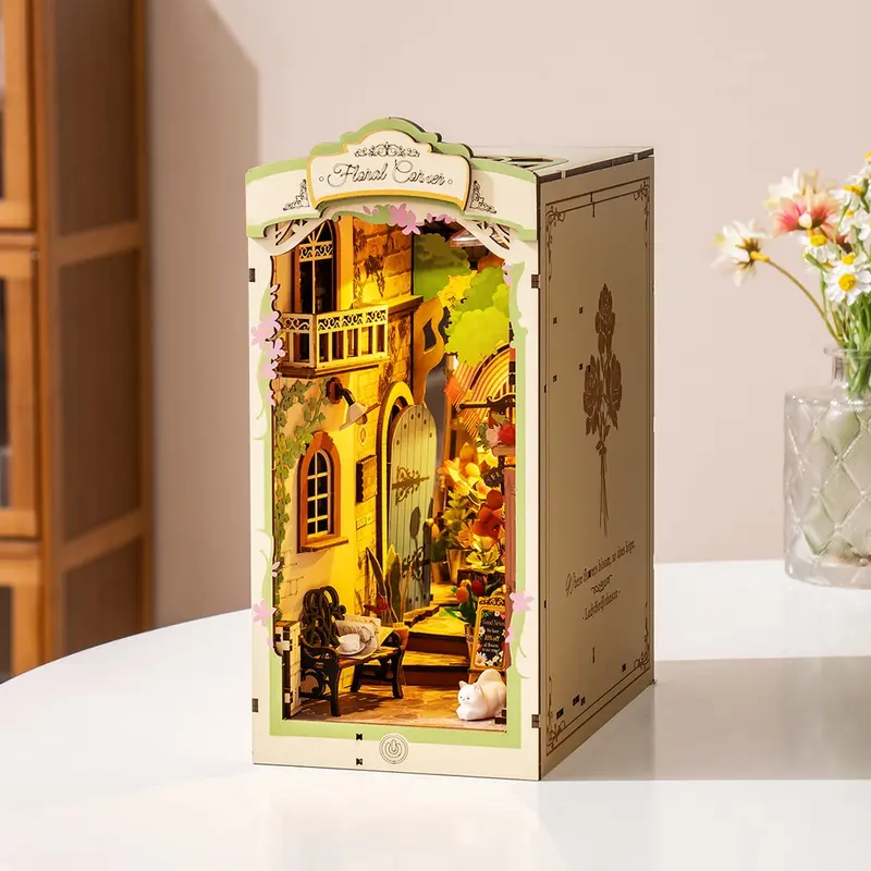 Kwiaciarnia - Book Nook DIY