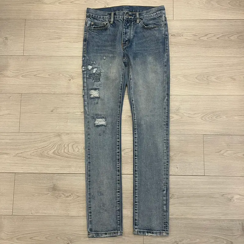 mnml slim jeans